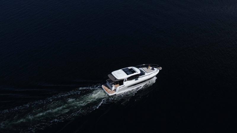 Jeanneau NC 37