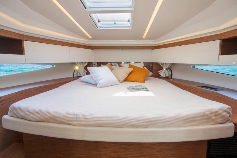 Jeanneau NC 37