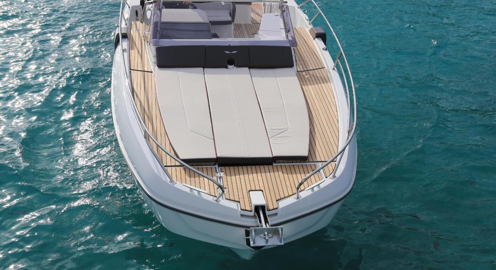 Beneteau Flyer 8 SUNdeck