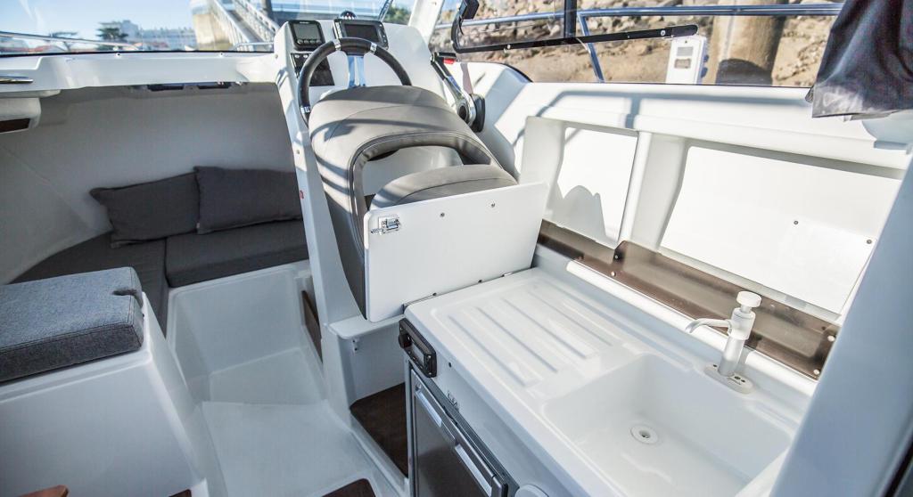 Beneteau Antares 6