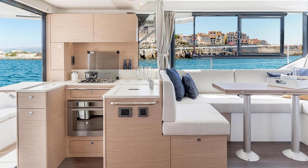 Beneteau Swift Trawler 41 Sedan