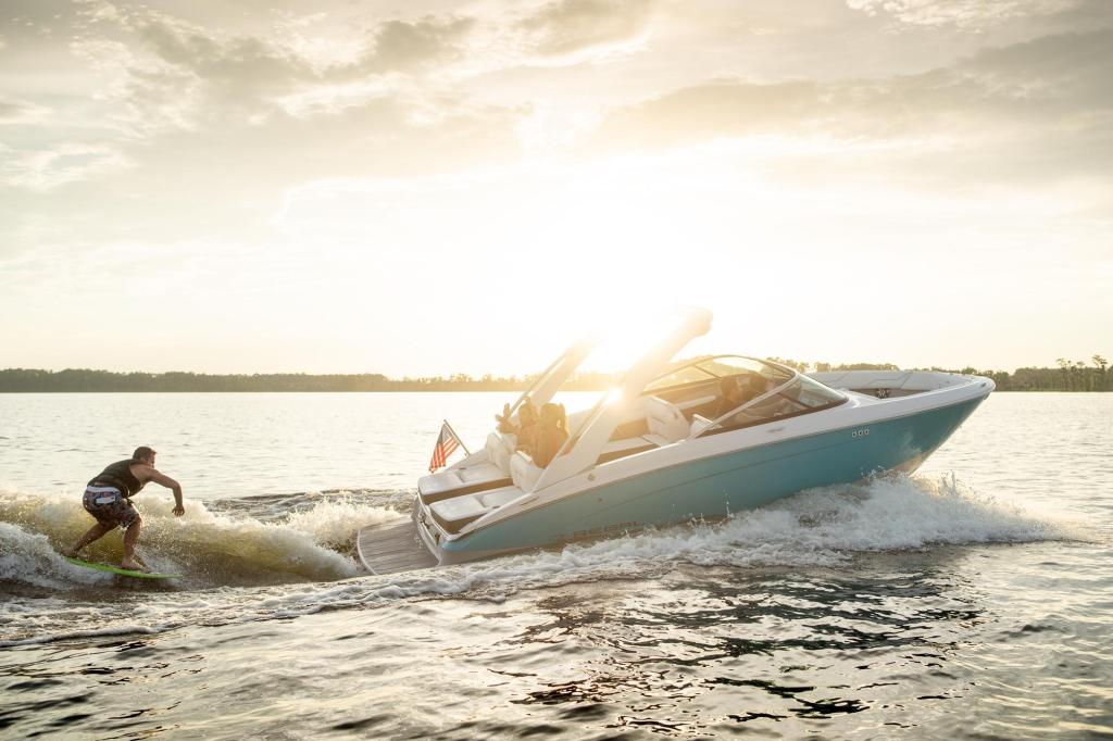 Regal LS4 Surf