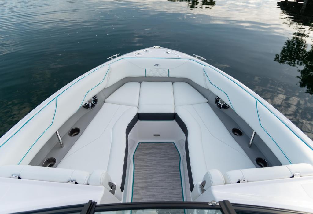 Regal LS4 Surf