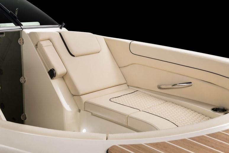 Chris Craft Launch 28 GT