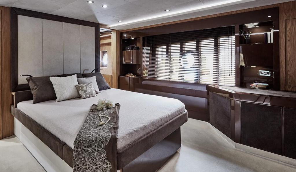 Sessa Yacht 68 Fly Gullwing