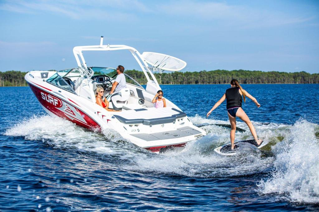 Chaparral 23 SURF