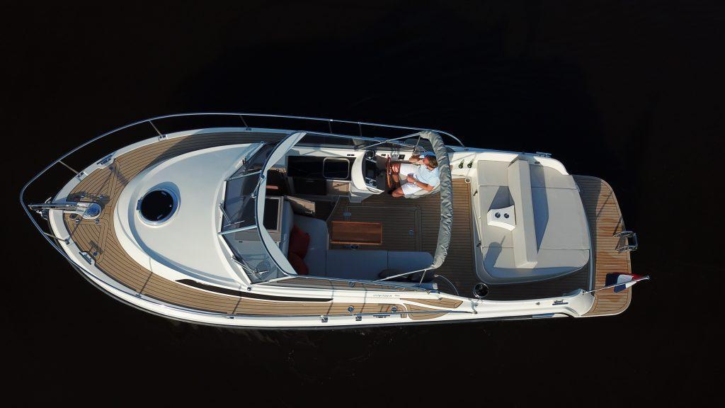 Interboat Intender 950 Cabin