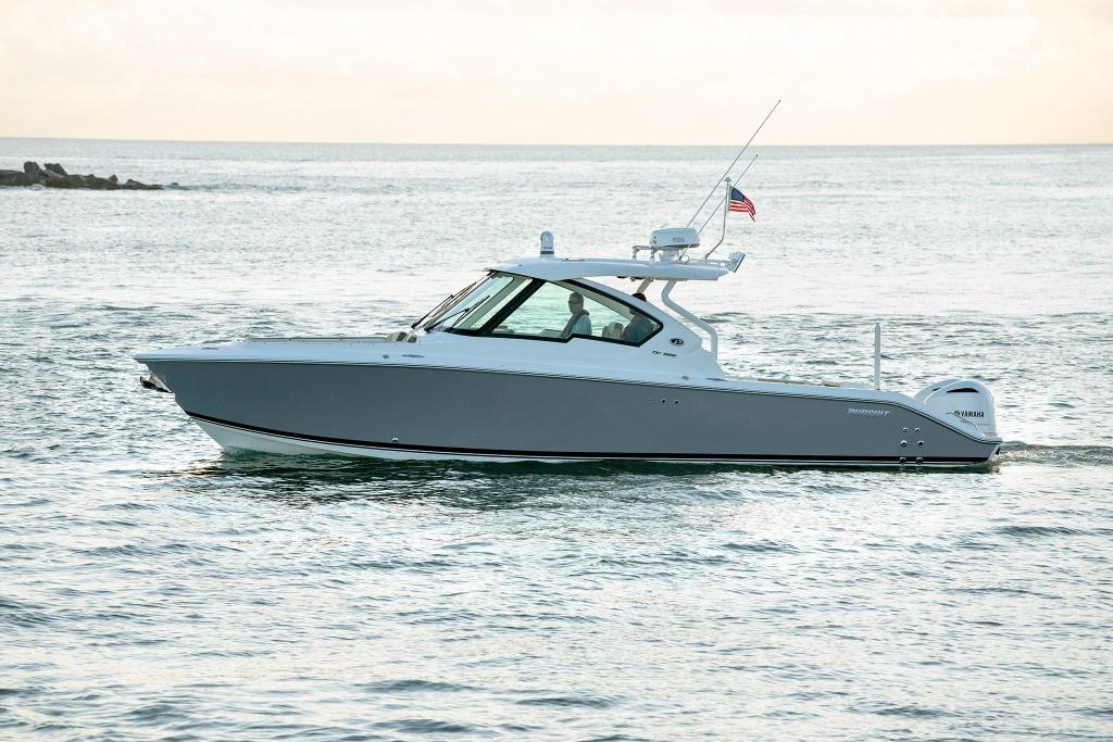Pursuit Dual Console DC 326