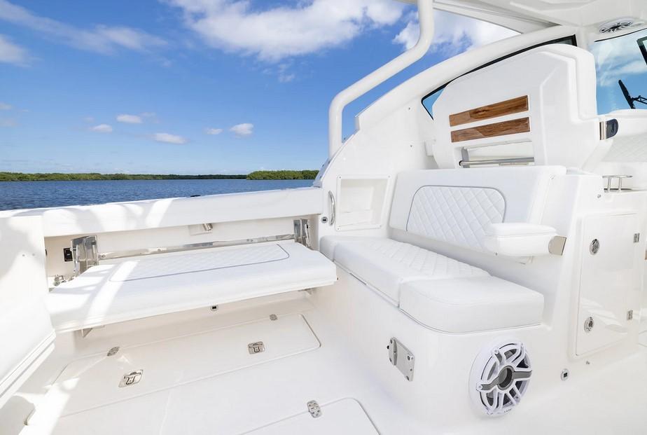 Pursuit Dual Console DC 326