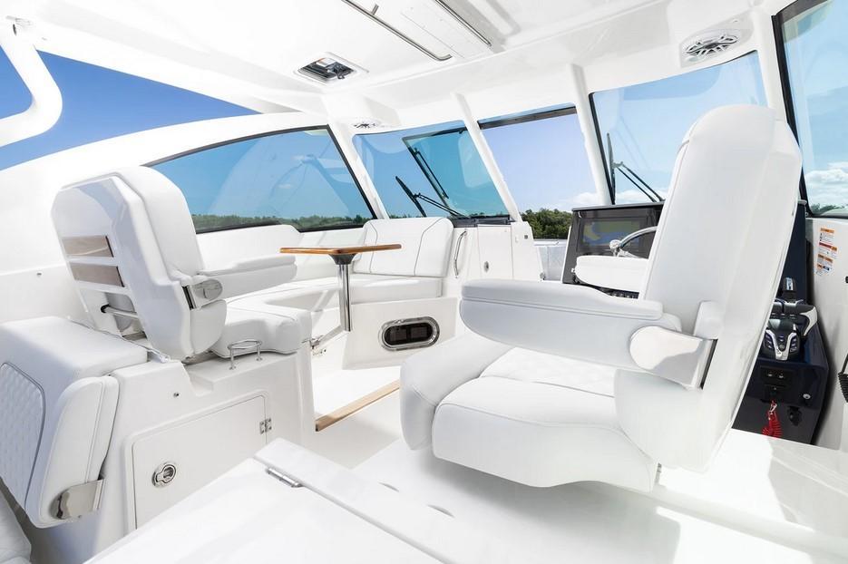 Pursuit Dual Console DC 326