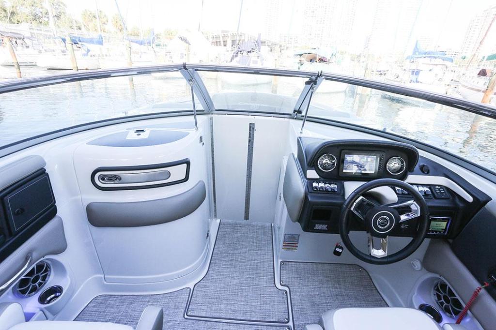 Crownline Bowrider 290 SS
