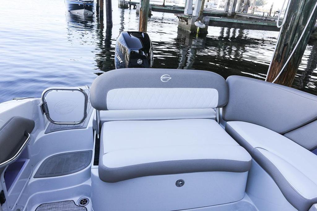 Crownline Cross Sport 280 XSS