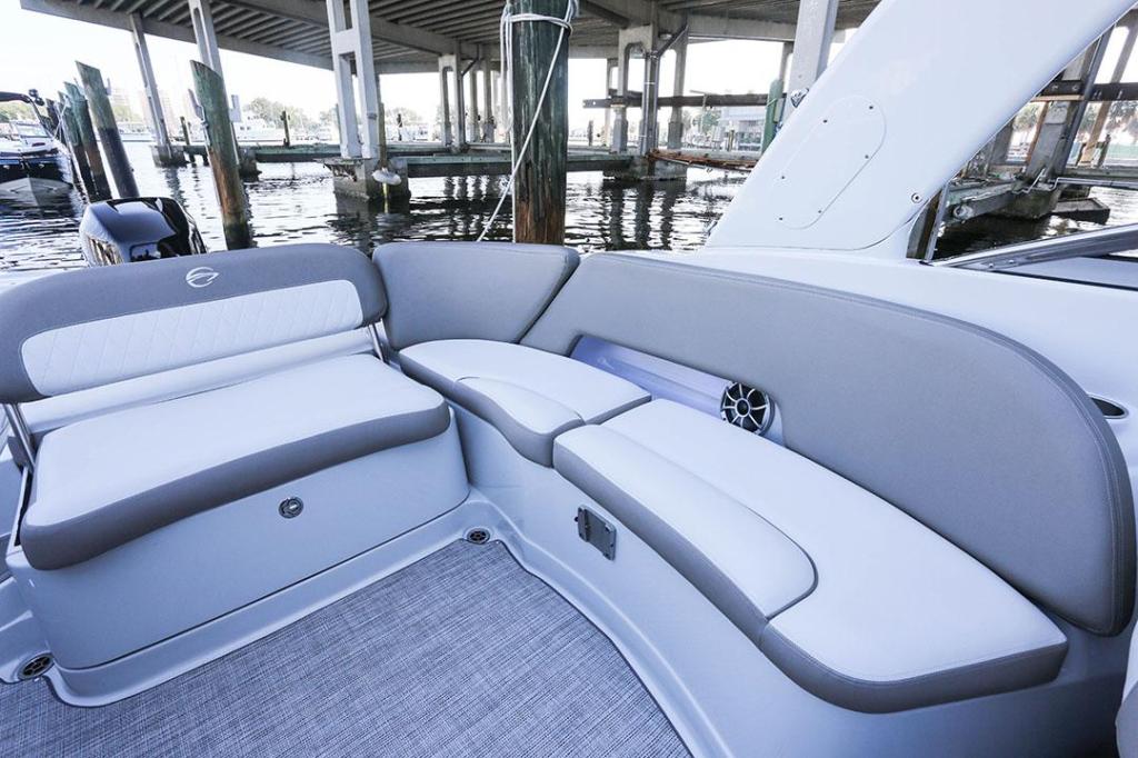 Crownline Cross Sport 280 XSS