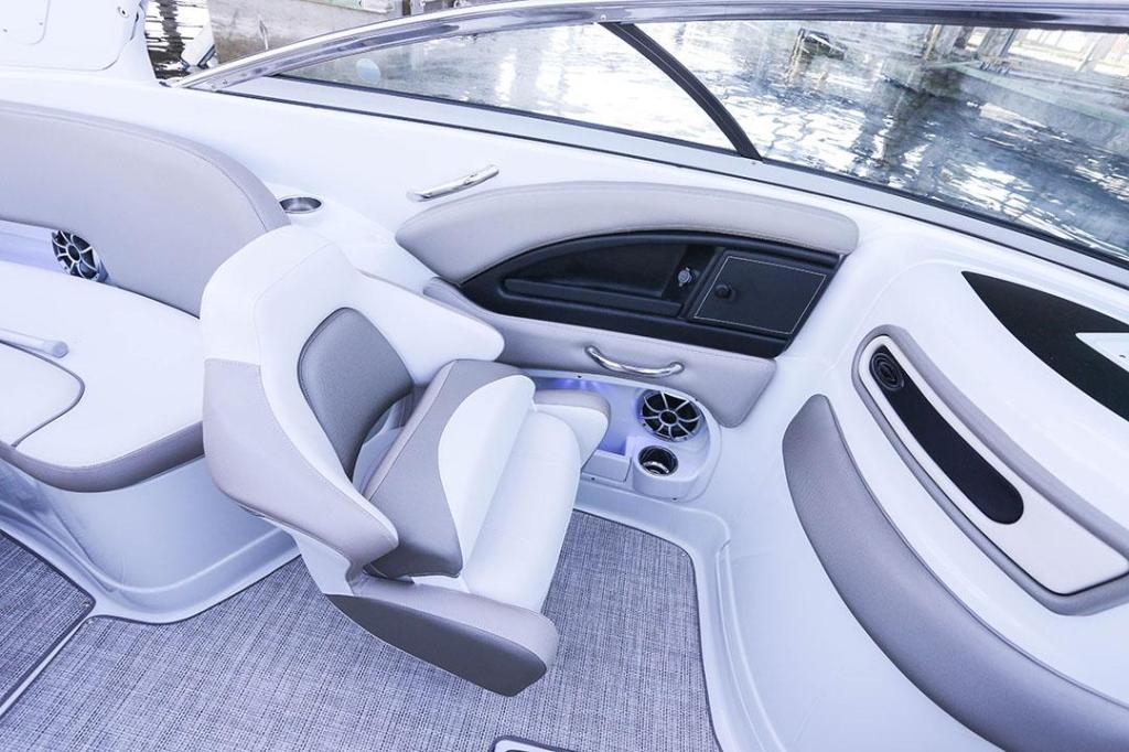 Crownline Cross Sport 290 XSS