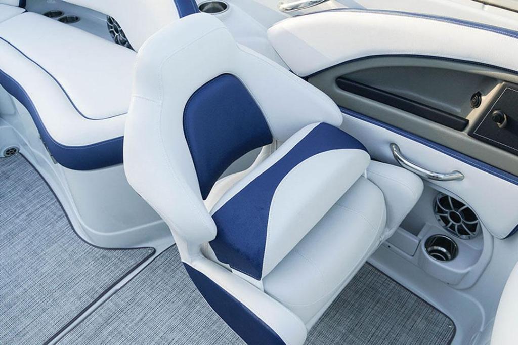 Crownline Cross Sport 270 XSS