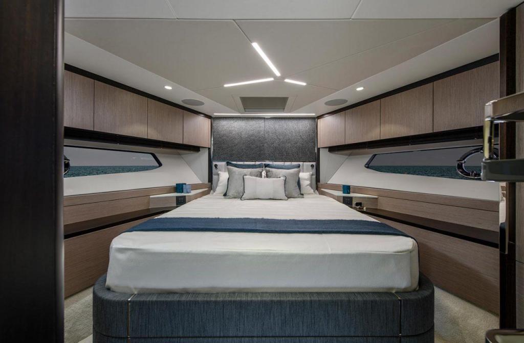 Sunseeker Manhattan 68