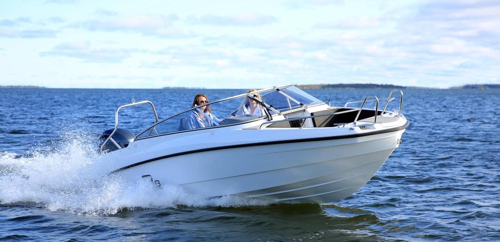 Finnmaster Bow Rider R6