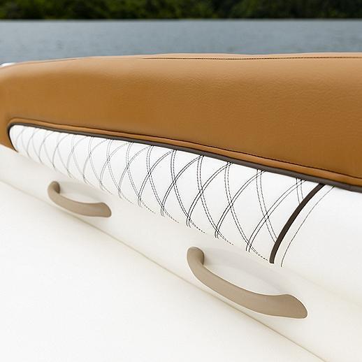 Bayliner DX2200