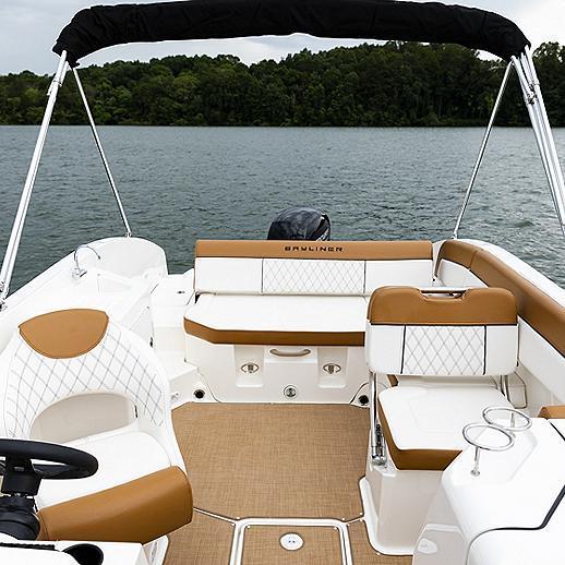Bayliner DX2200