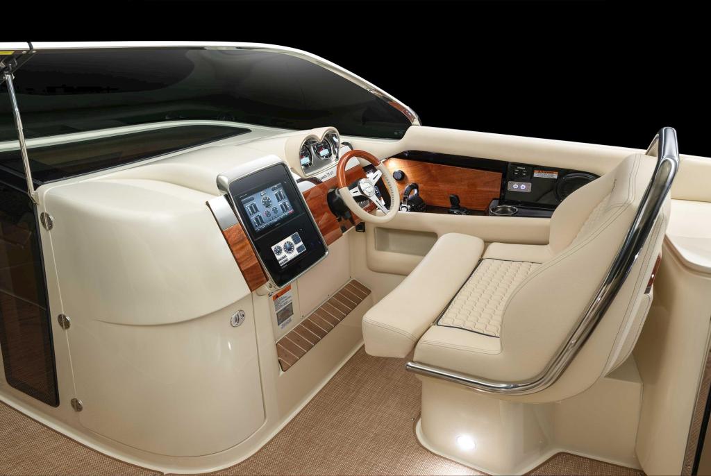 Chris Craft Launch 35 GT