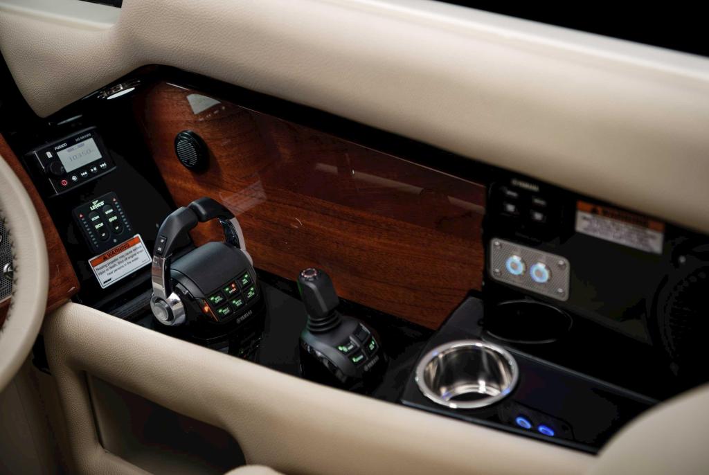 Chris Craft Launch 35 GT