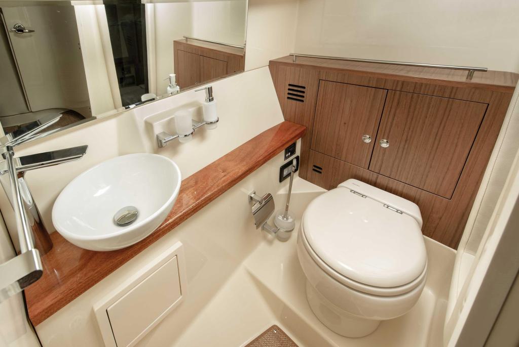 Chris Craft Launch 35 GT