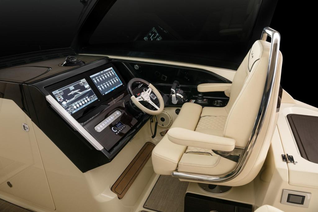 Chris Craft Calypso 35