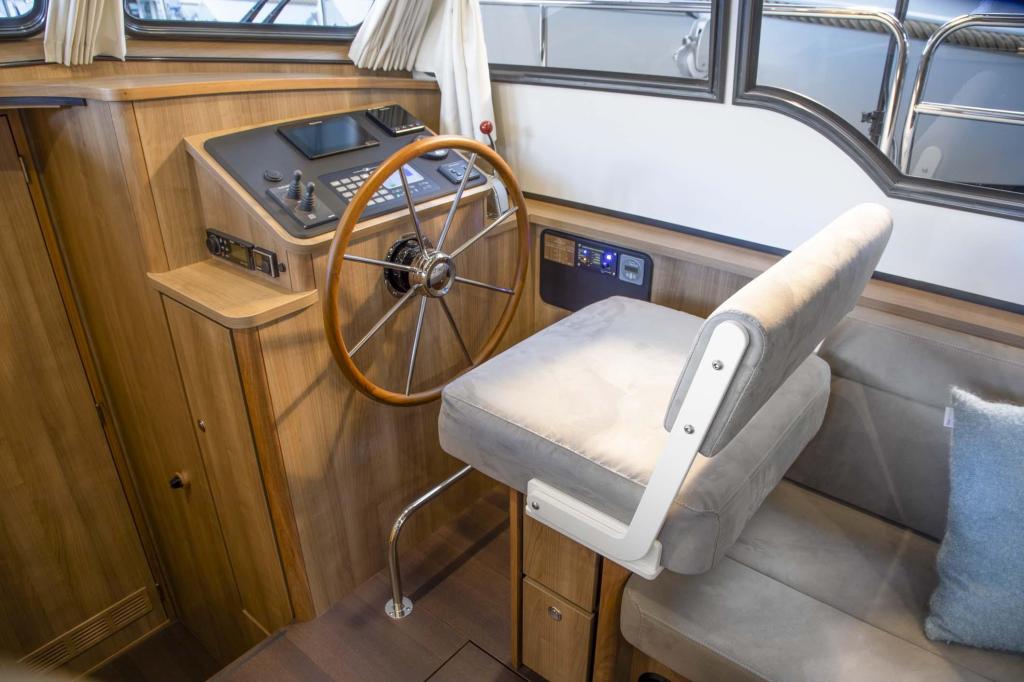 Linssen 30 SL Sedan