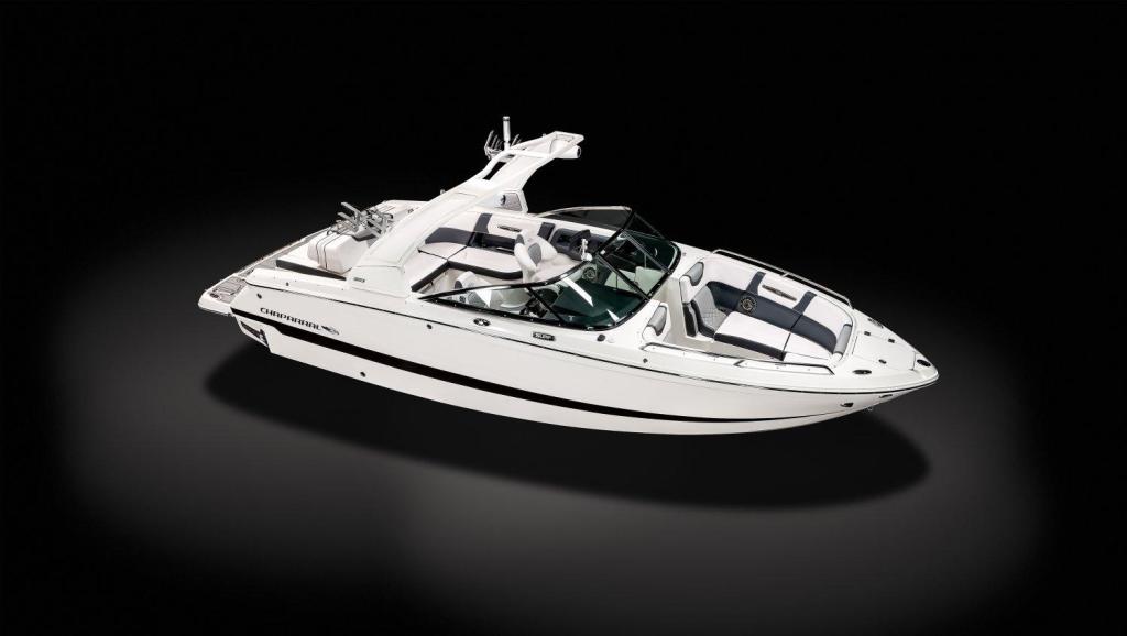 Chaparral 26 Surf