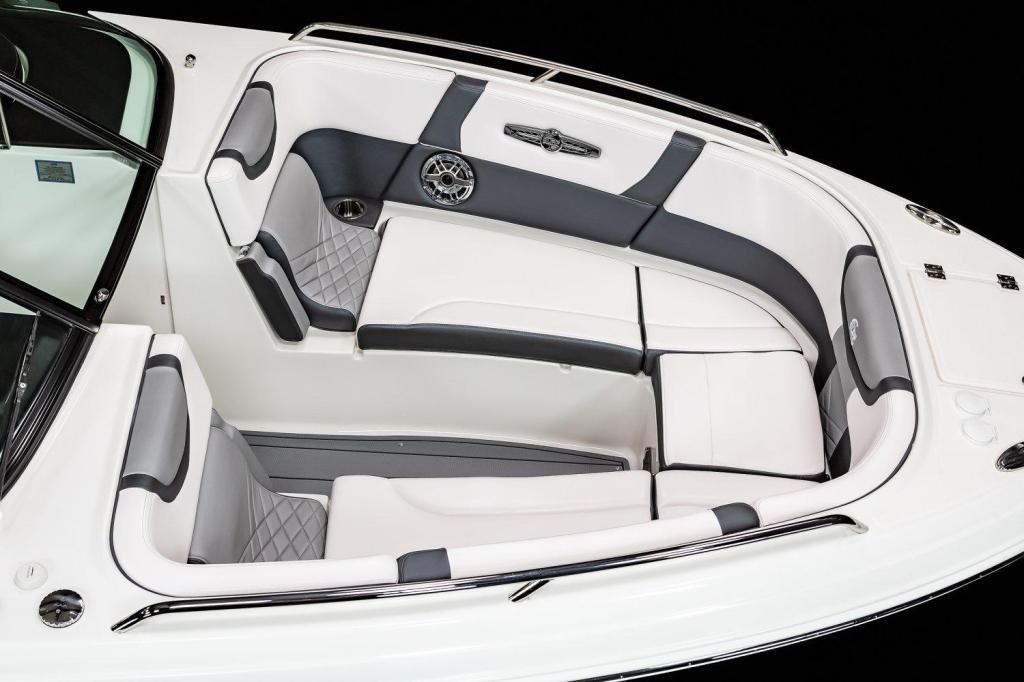 Chaparral 30 Surf