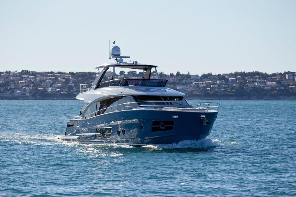 Greenline OceanClass 68 Fly