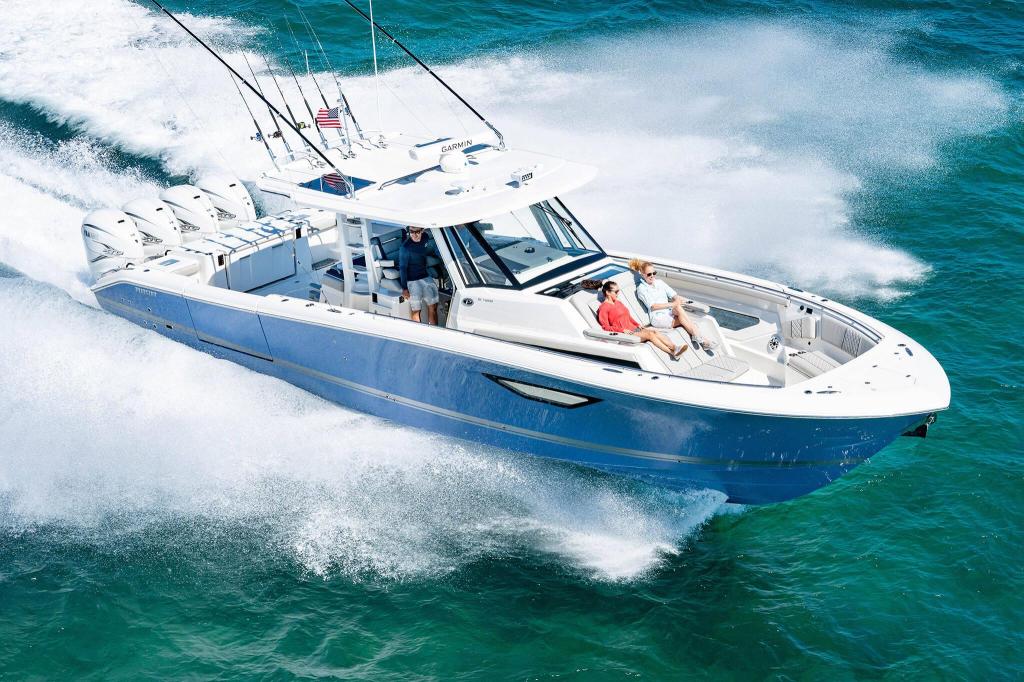 Pursuit Sport S 428