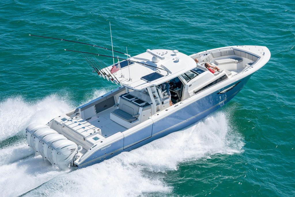 Pursuit Sport S 428
