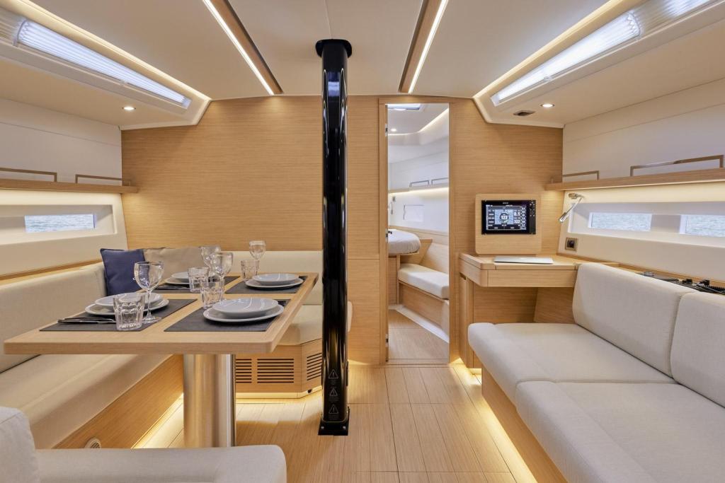 Grand Soleil GS 44