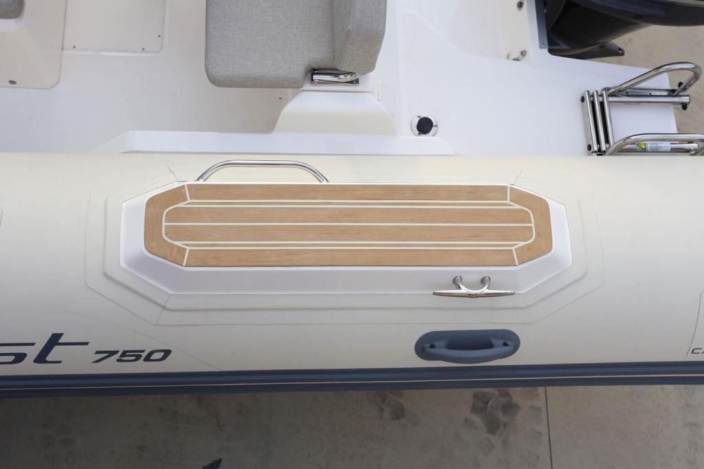 Capelli Tempest 750 Luxe