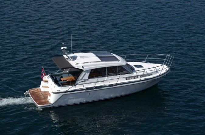 Saga 330 SunTop