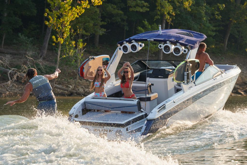 Cobalt Surf R8