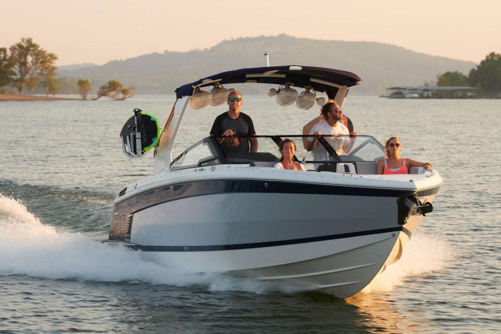 Cobalt Surf R8