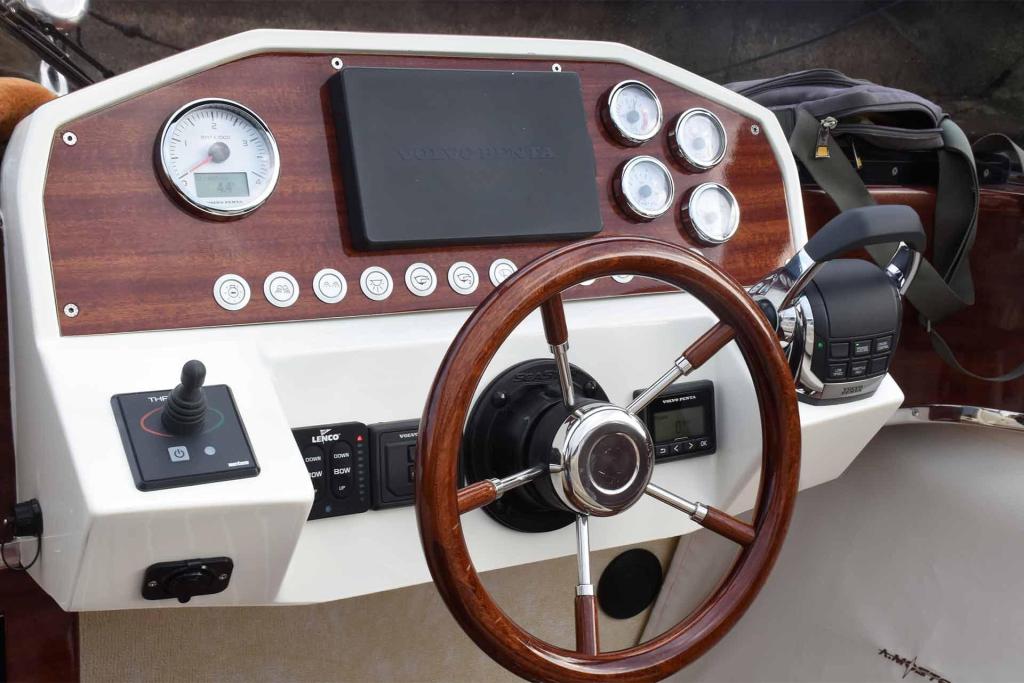 A. Mostes Taxi Boat 28