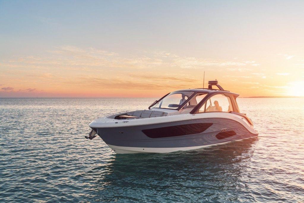 Sea Ray Sport Cruiser 370 Sundancer OB