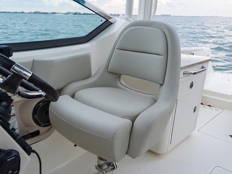 Boston Whaler 240 Vantage