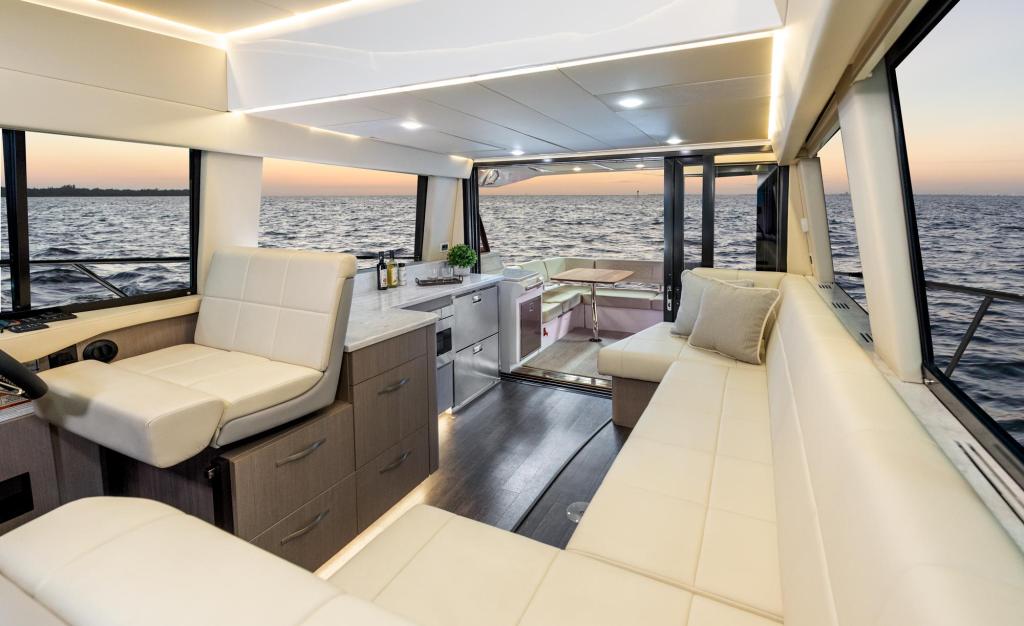 Regal 42 FXO