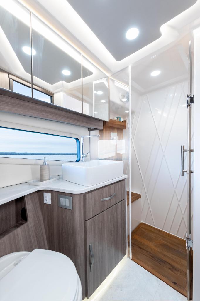 Regal 42 FXO