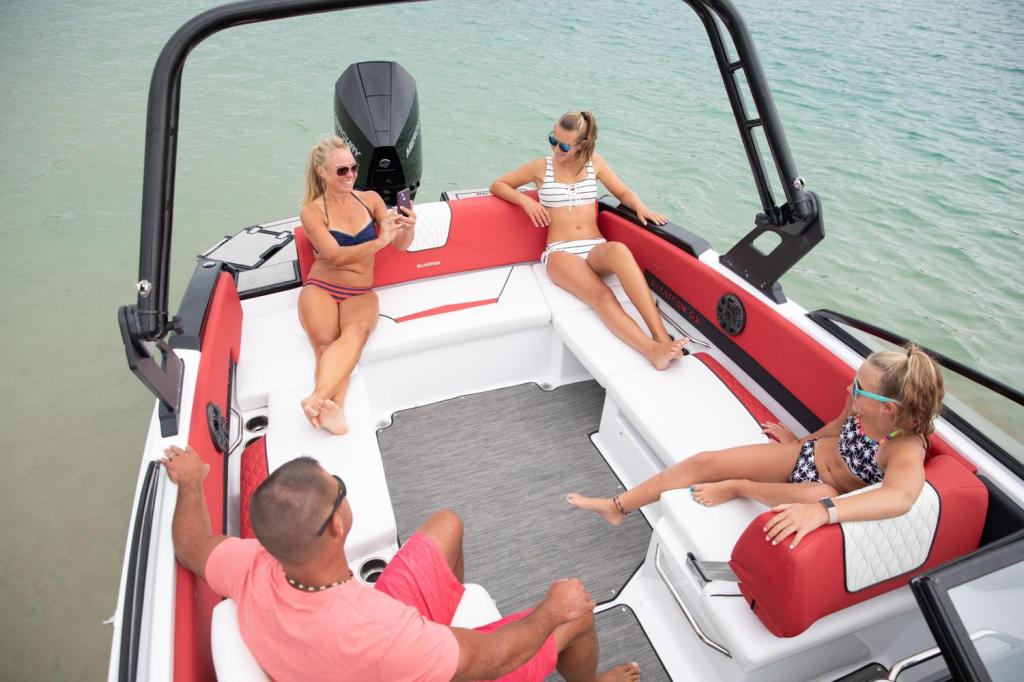 Glastron GX 210 Sport