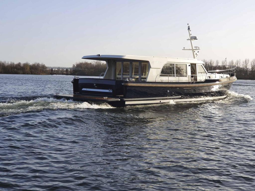 Linssen Grand Sturdy 500 Sedan Variodeck