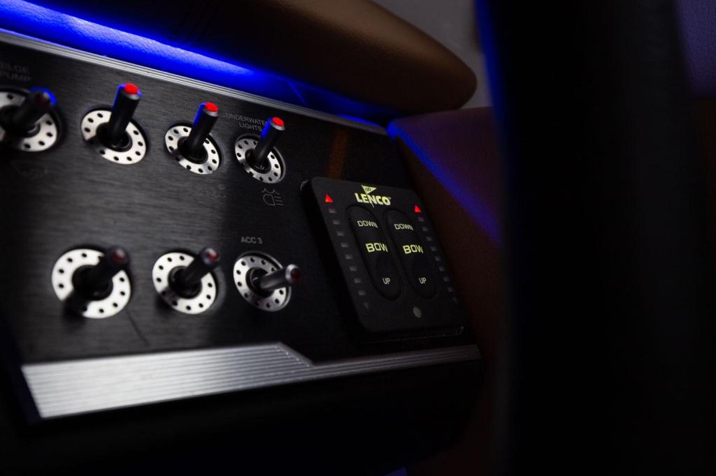 Four Winns HD5 Surf