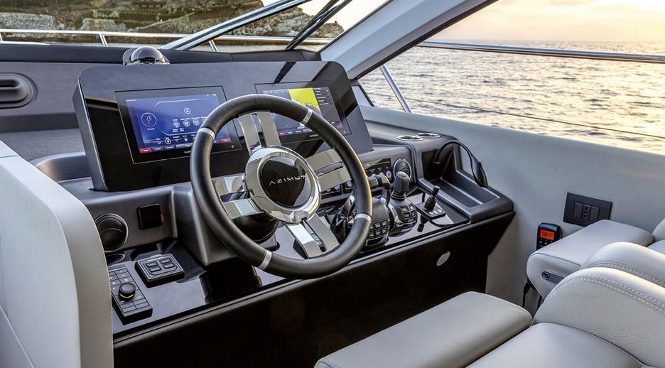 Azimut Flybridge 53