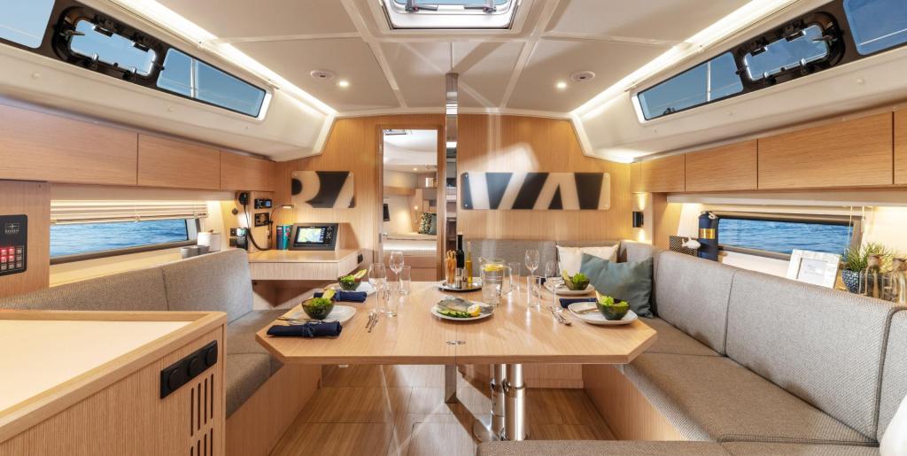 Bavaria C42