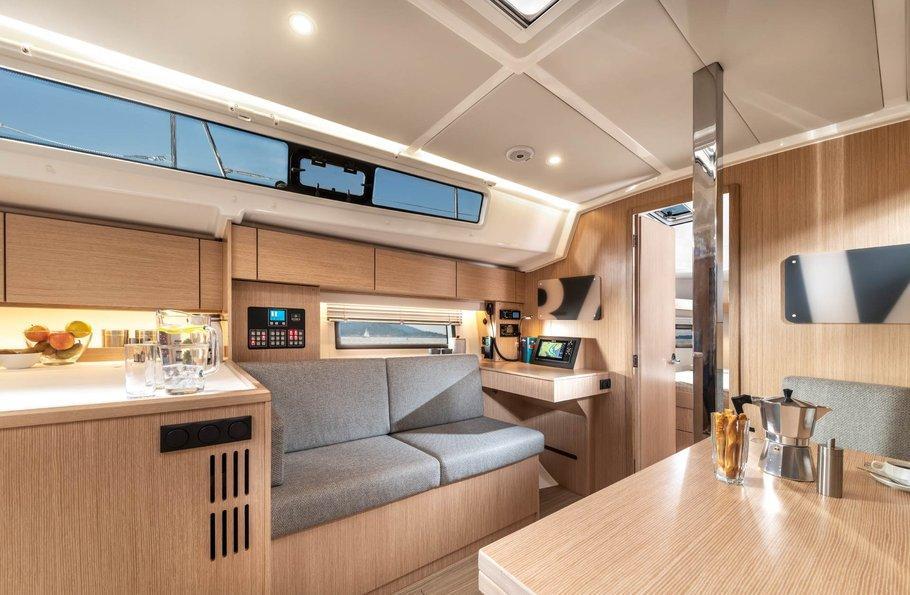Bavaria C42