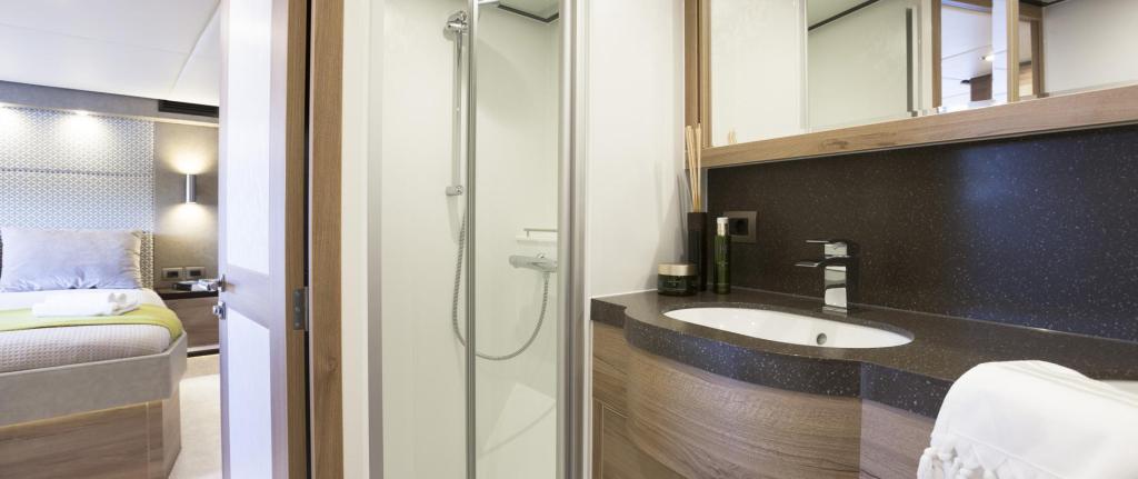 Boarnstream 1670 Elegance